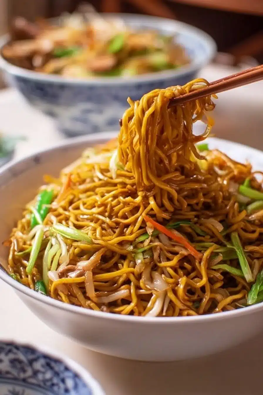 Classic Chinese Stir-Fried Noodles